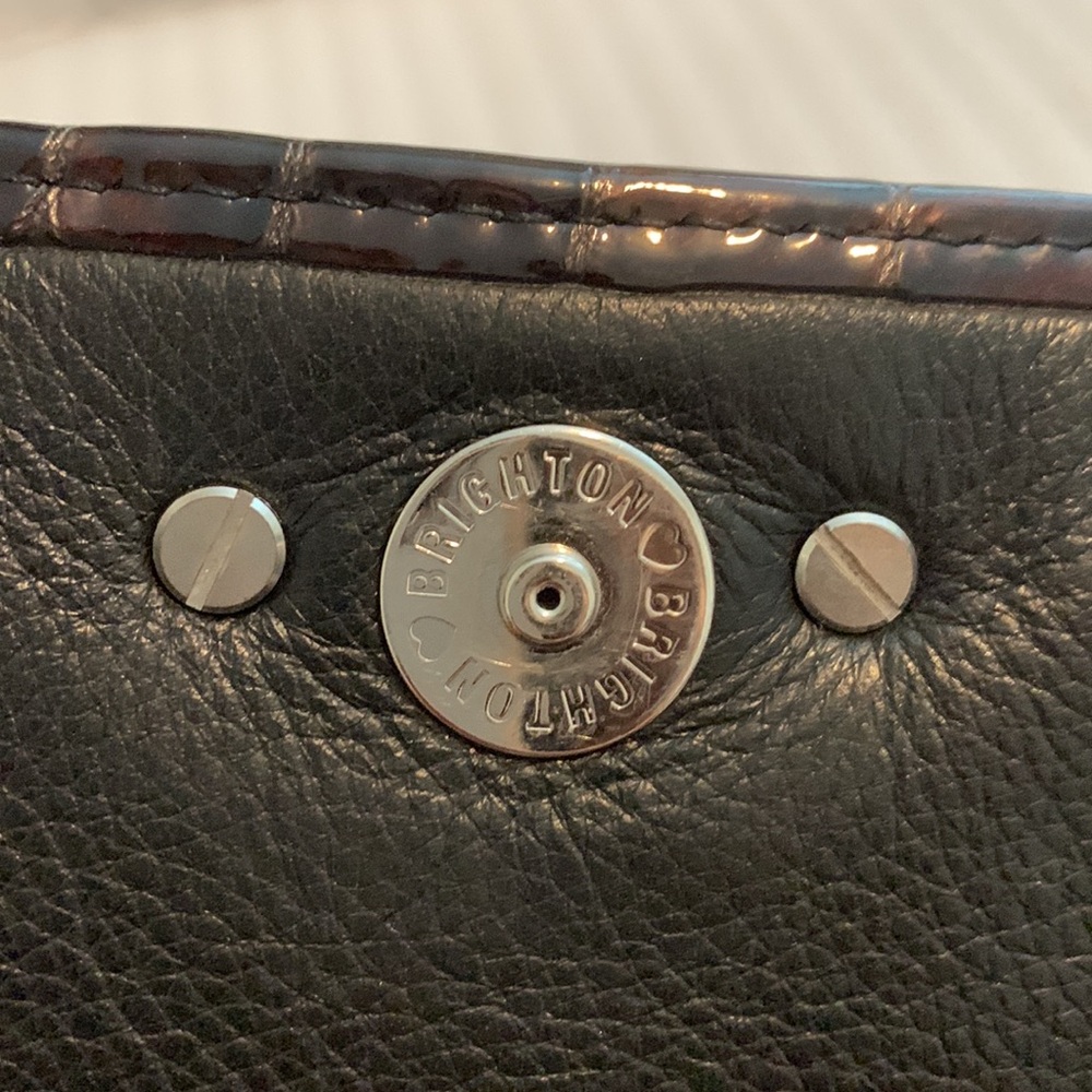 Brighton Small Crossbody Bag with cards holder - Picture 13 of 14